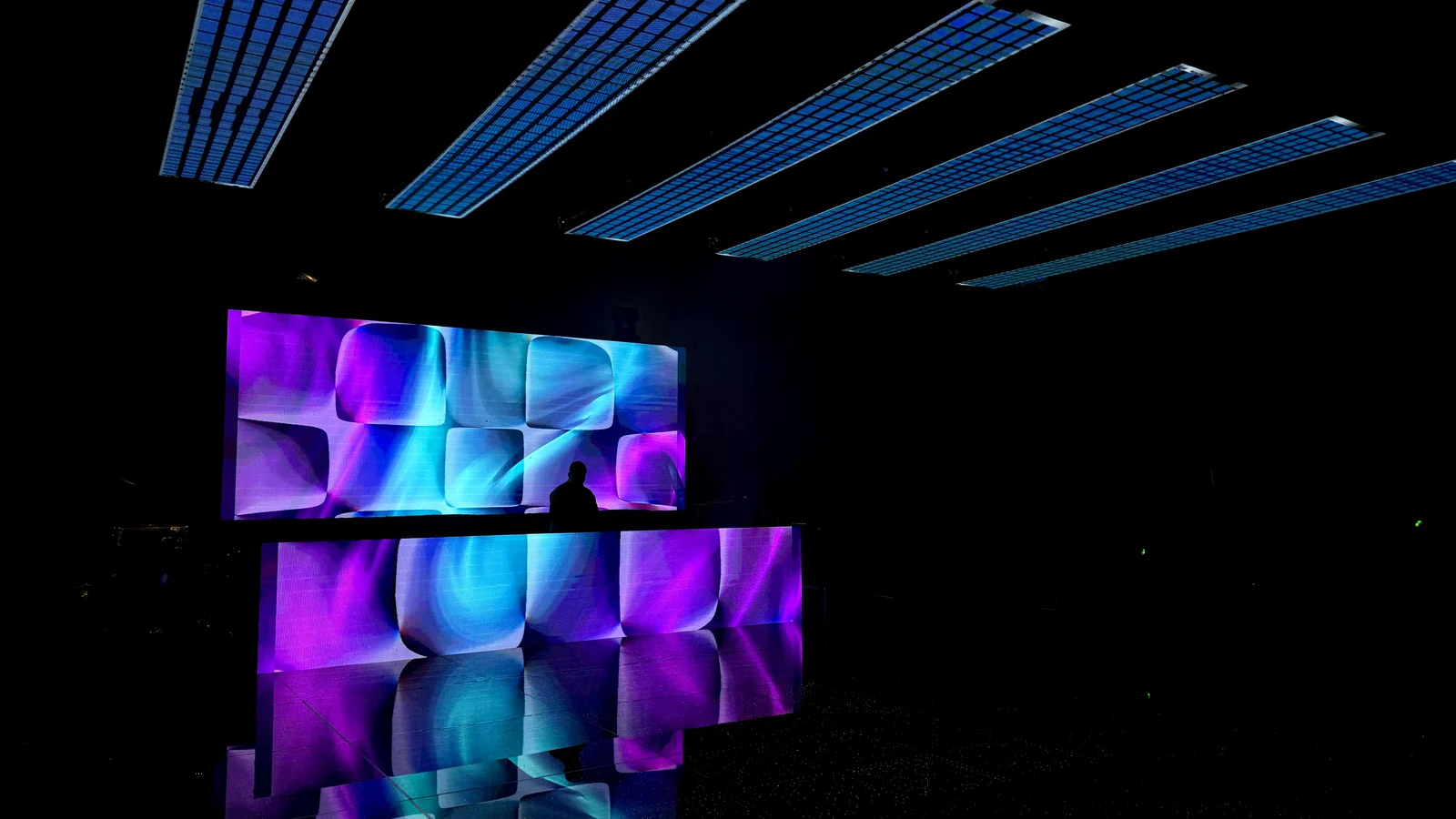 Sky screen