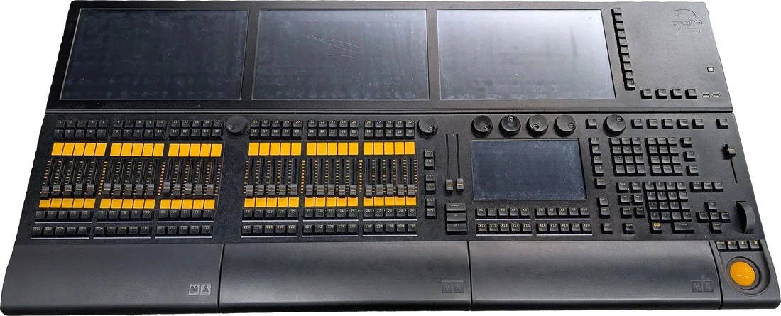 CONSOLA MA 2 FULL SIZE